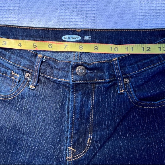 Old navy curvy , boot cut . Very cute - Picture 8 of 10